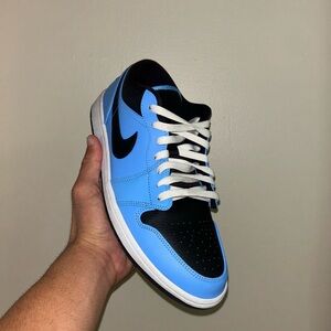 Jordan 1 low university blue black